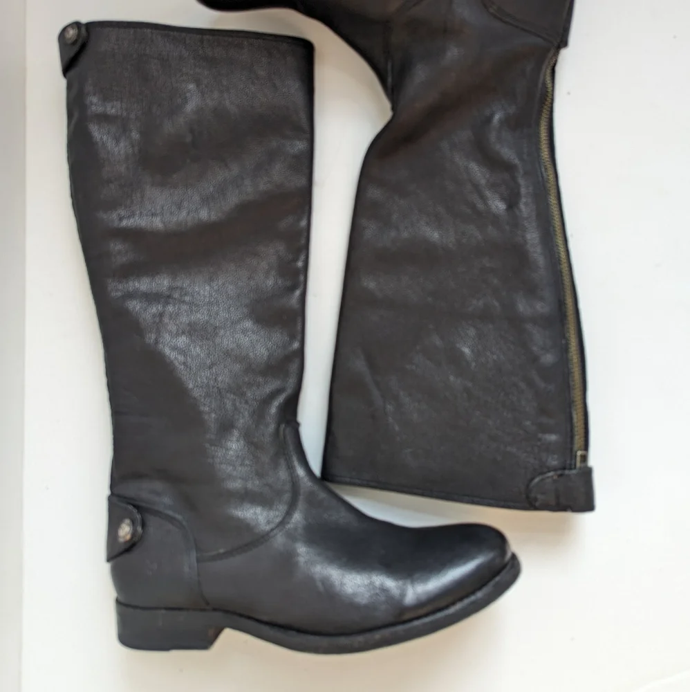 Frye Boots Women's 5.5 B Tall Black Leather back Zipper Low Heel